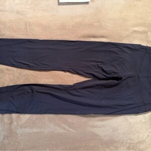 NWOT HALARA navy blue High-Rise Leggings